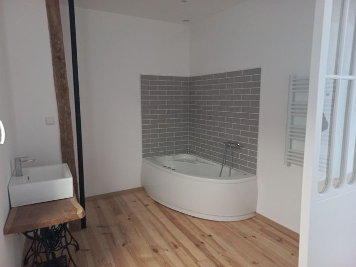 Image No.11-3 Bed House for sale