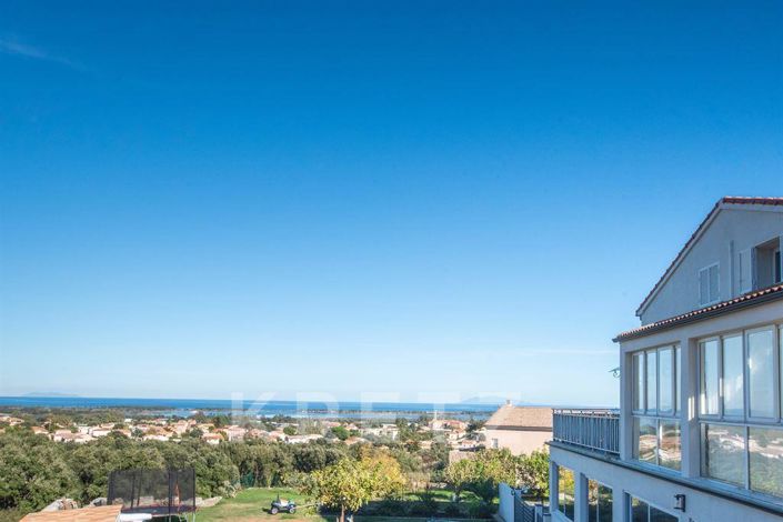 Image No.9-6 Bed Apartment for sale