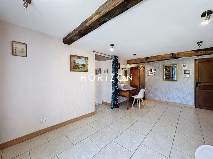 Image No.16-7 Bed House for sale