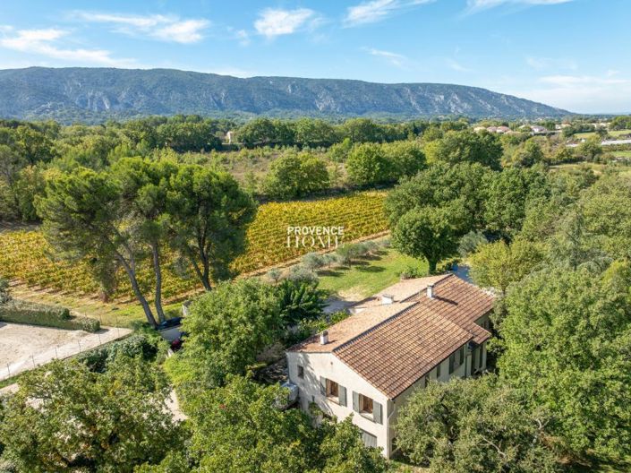 Image No.2-Maison de 4 chambres à vendre à Oppède