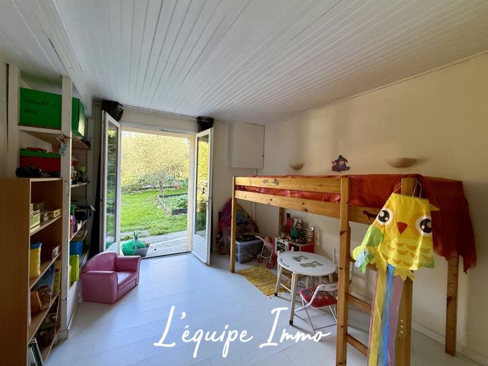 Image No.10-5 Bed House for sale