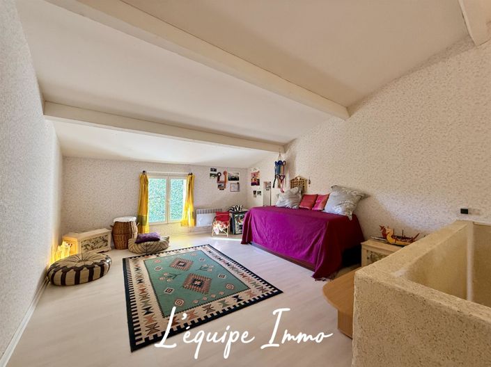 Image No.13-5 Bed House for sale