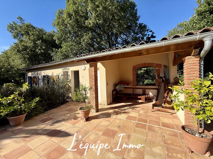 Image No.18-5 Bed House for sale