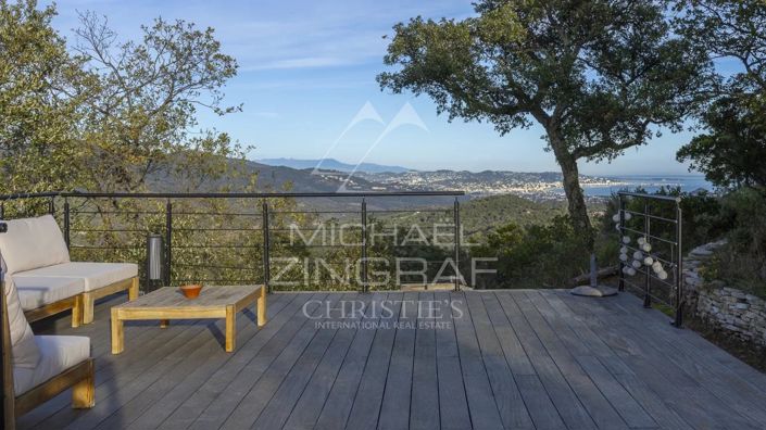 Image No.3-6 Bed House for sale