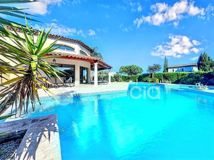 Image No.2-6 Bed House for sale