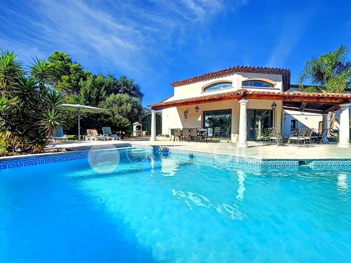 Image No.4-6 Bed House for sale