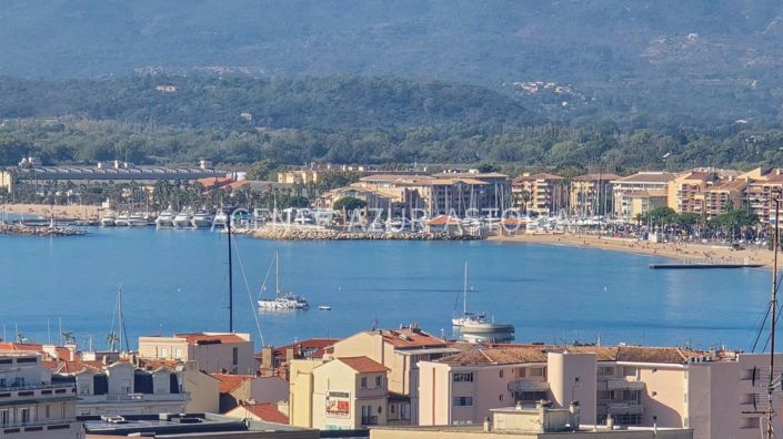 Image No.2-5 Bed House for sale