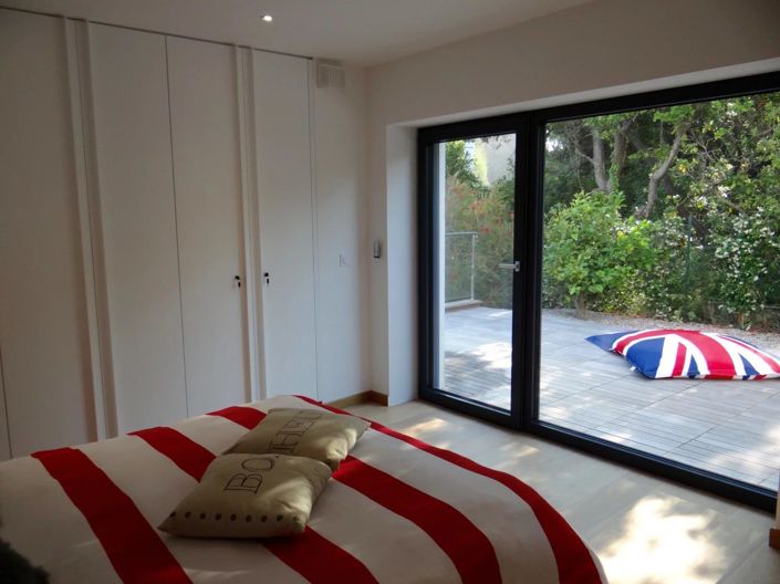 Image No.11-5 Bed House for sale