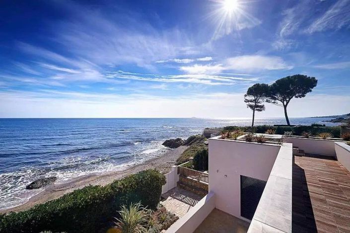 Image No.2-5 Bed House for sale