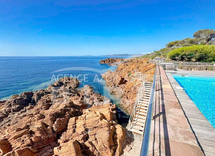 Image No.4-5 Bed House for sale