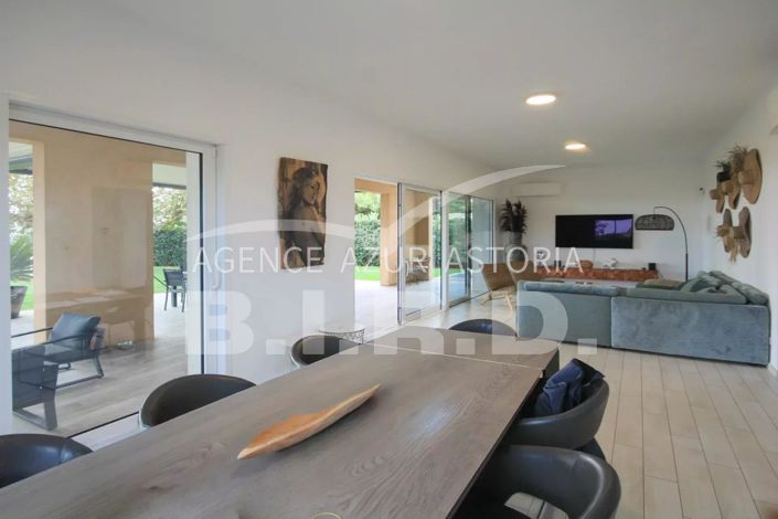 Image No.9-Maison de 5 chambres à vendre à Les Issambres