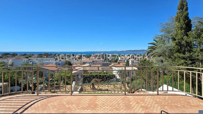 Image No.11-6 Bed House for sale