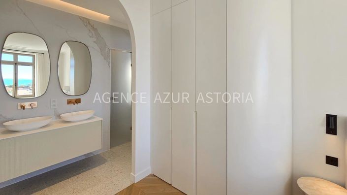 Image No.13-6 Bed House for sale