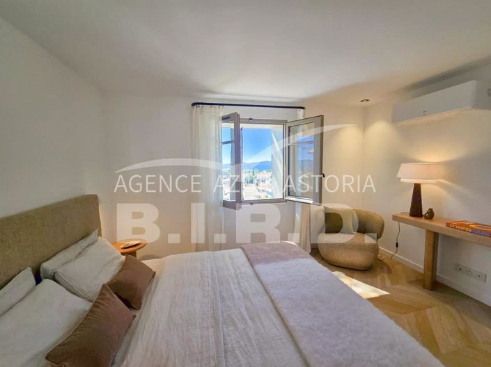 Image No.15-6 Bed House for sale