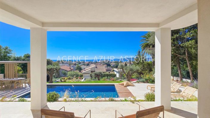 Image No.6-6 Bed House for sale