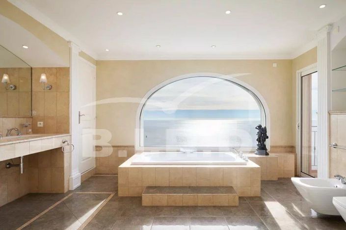 Image No.13-5 Bed House for sale