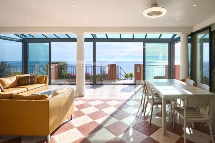 Image No.9-5 Bed House for sale