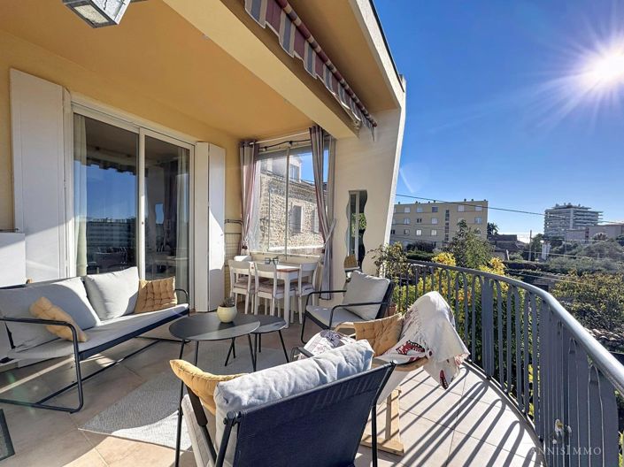 Image No.13-4 Bed House for sale