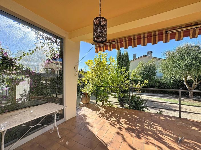 Image No.2-4 Bed House for sale