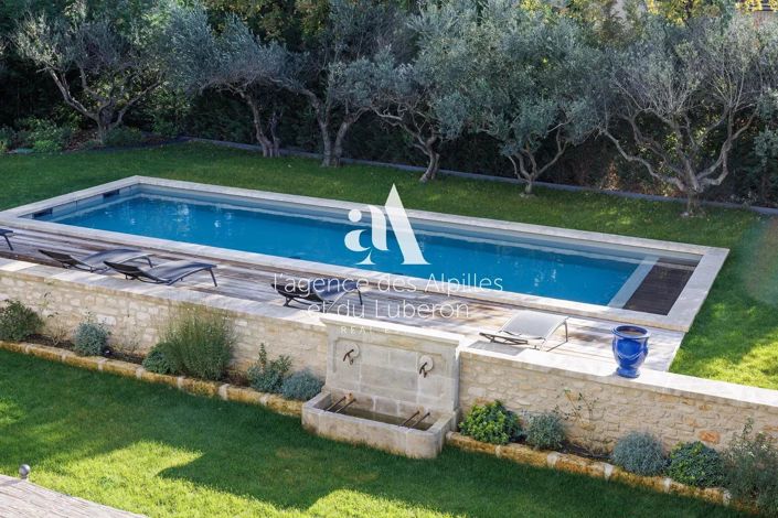 Image No.30-6 Bed House for sale