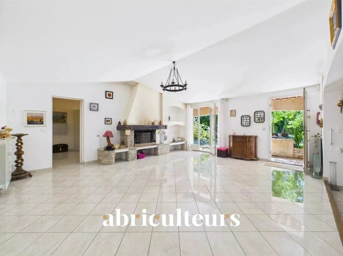 Image No.16-Maison de 4 chambres à vendre à Lambesc