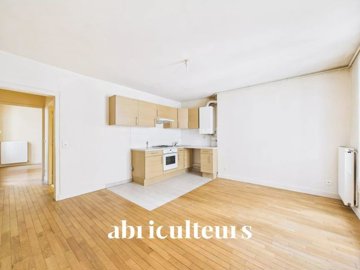 2 Bed Apartment for sale