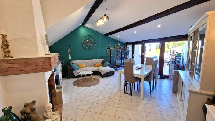 Image No.2-Maison de 1 chambre à vendre à Aumes