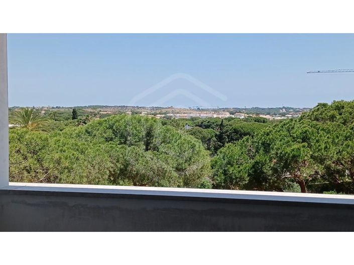 Image No.21-4 Bed House for sale