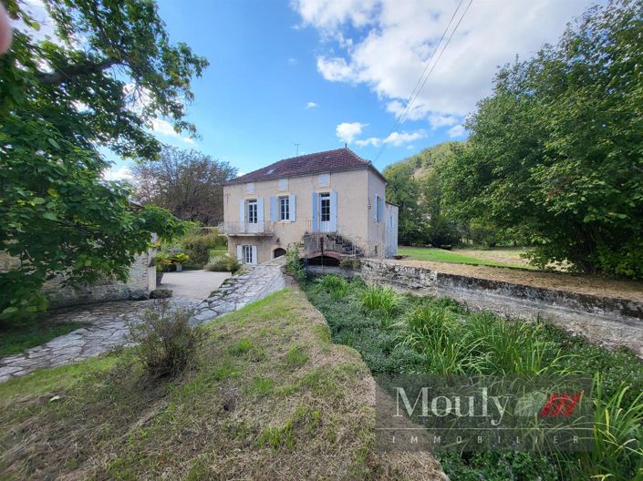 Image No.10-9 Bed House for sale