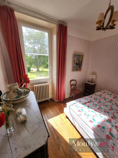 Image No.6-9 Bed House for sale