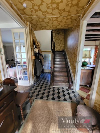 Image No.8-9 Bed House for sale