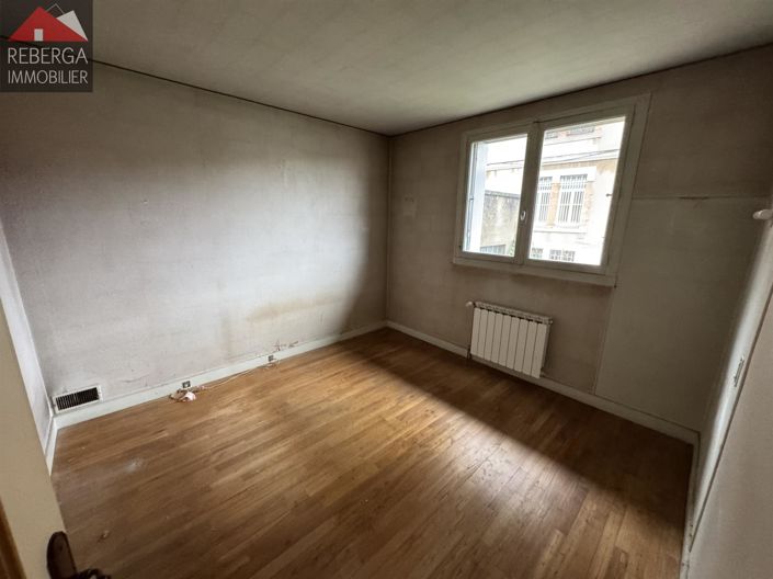 Image No.10-4 Bed House for sale