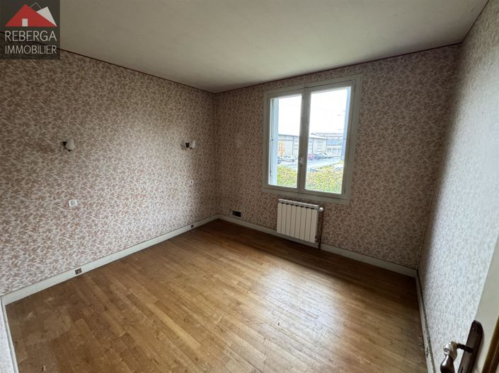 Image No.11-4 Bed House for sale