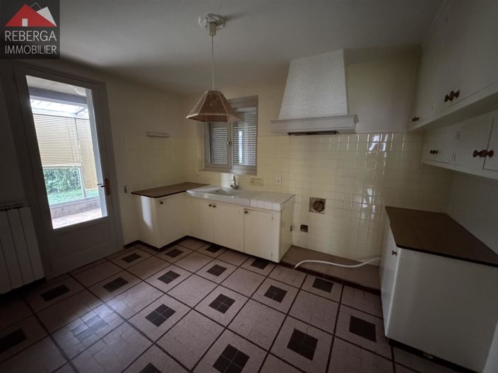 Image No.6-4 Bed House for sale