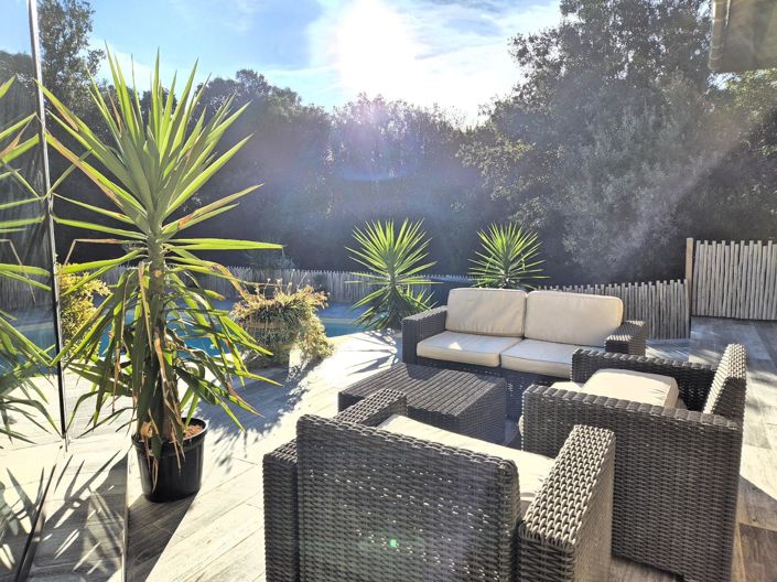 Image No.22-4 Bed House for sale