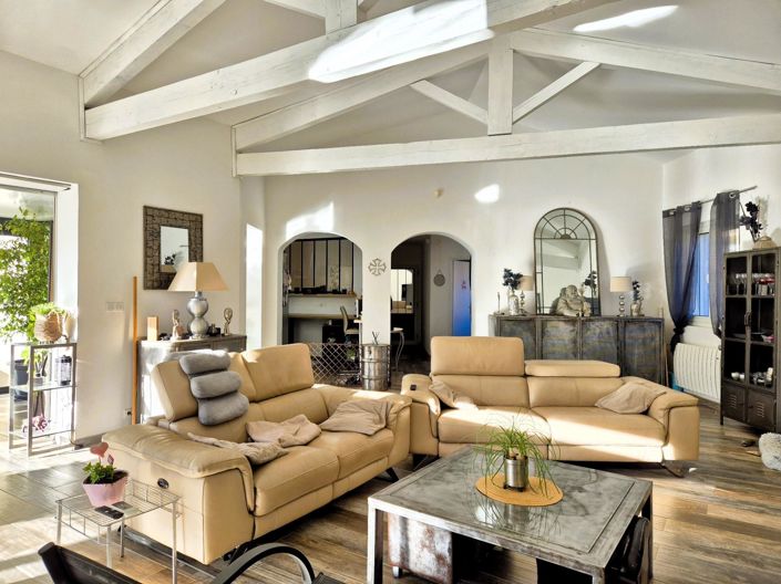 Image No.4-4 Bed House for sale