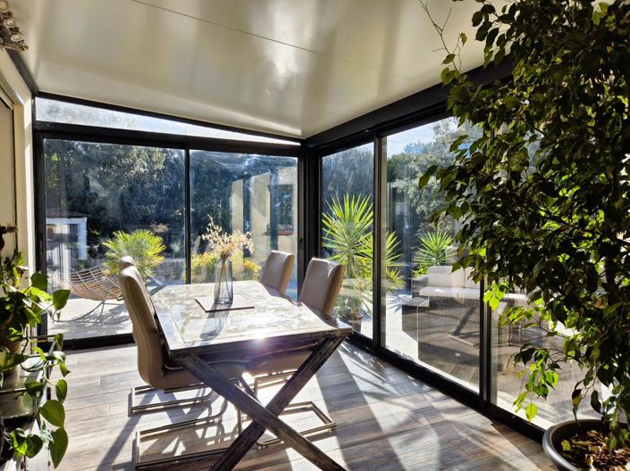 Image No.8-4 Bed House for sale