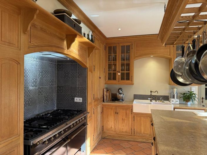 Image No.13-11 Bed House for sale