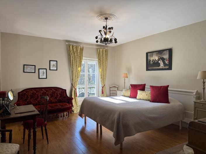 Image No.20-11 Bed House for sale