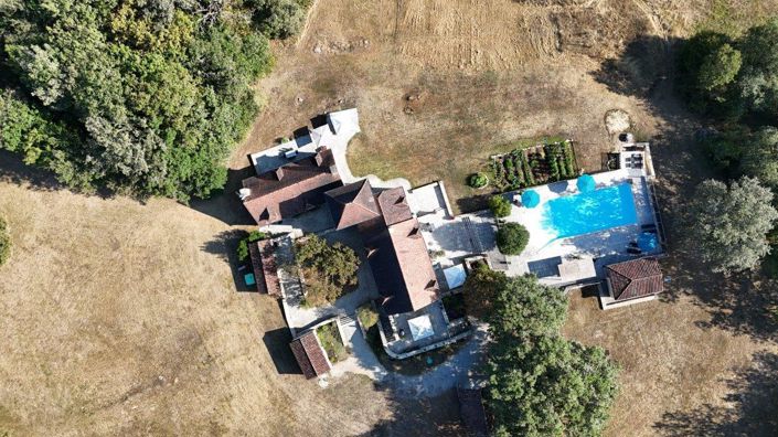 Image No.20-8 Bed House for sale