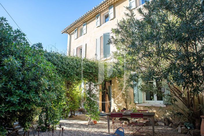 Image No.7-5 Bed House for sale