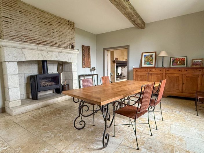 Image No.9-5 Bed House for sale