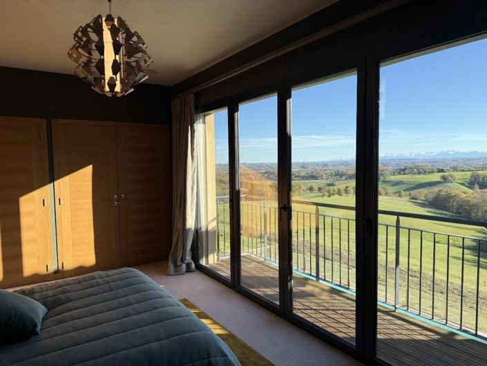 Image No.14-5 Bed House for sale