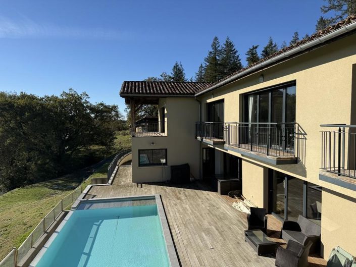 Image No.5-5 Bed House for sale