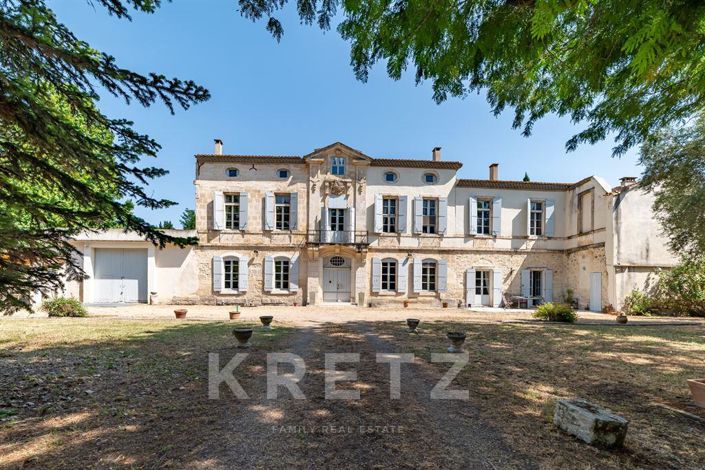 Image No.2-5 Bed Property for sale