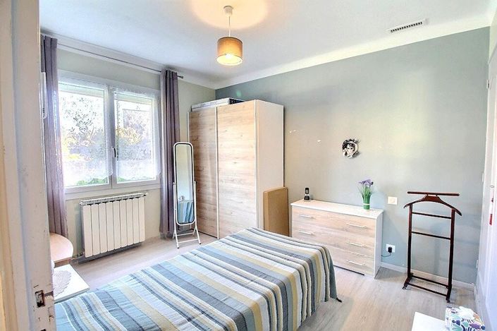 Image No.7-3 Bed House for sale