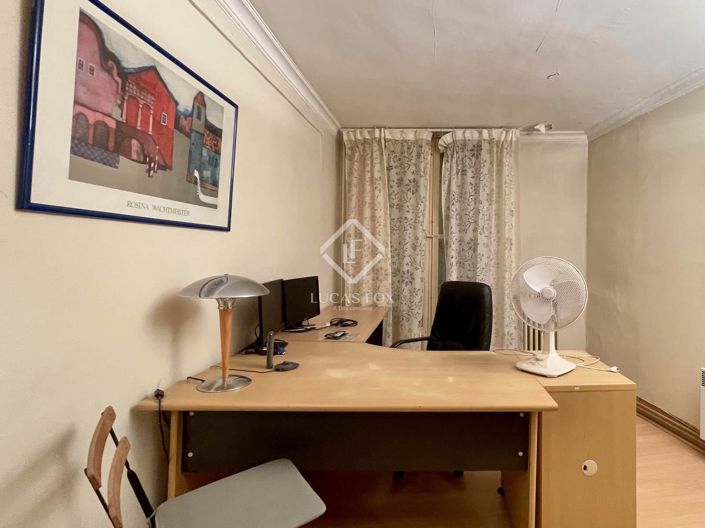 Image No.7-5 Bed Apartment for sale