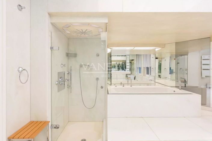 Image No.33-5 Bed Apartment for sale