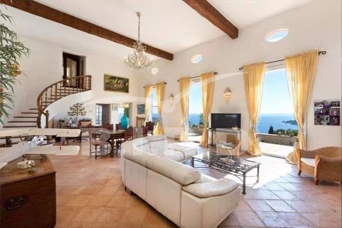 Image No.3-Maison de 5 chambres à vendre à Saint-Raphael