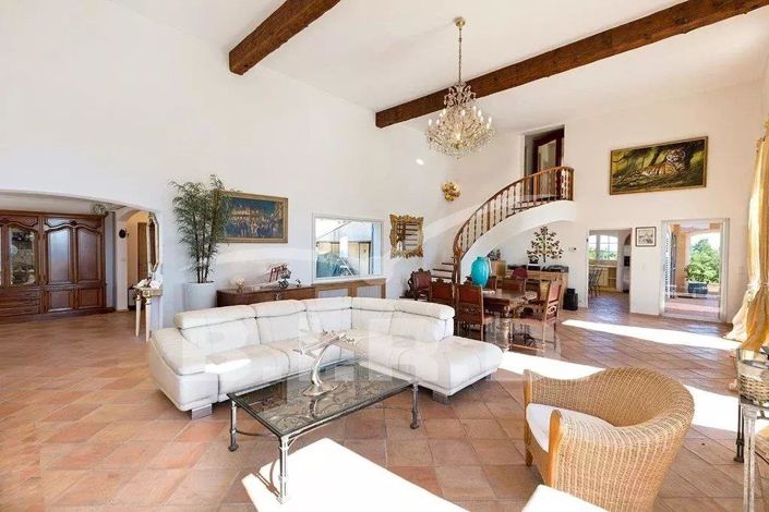 Image No.5-Maison de 5 chambres à vendre à Saint-Raphael